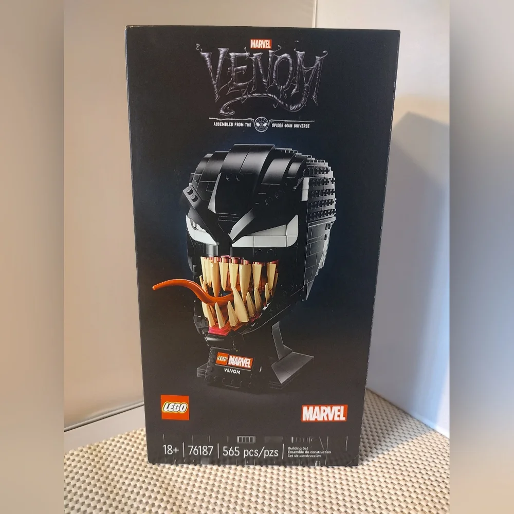 Lego 76187 Marvel Venom NWT Building Toy Set Spider-Man Universe